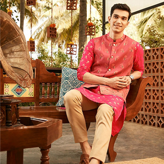 https://newfitz.com/products/men-magenta-pink-golden-floral-printed-thread-work-floral-kurta-2