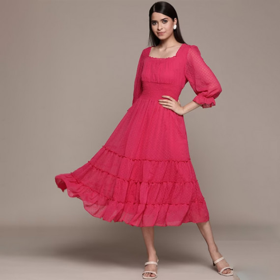 https://newfitz.com/products/solid-chiffon-smocked-tiered-midi-dress