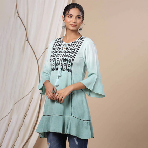 https://newfitz.com/products/women-green-tunics