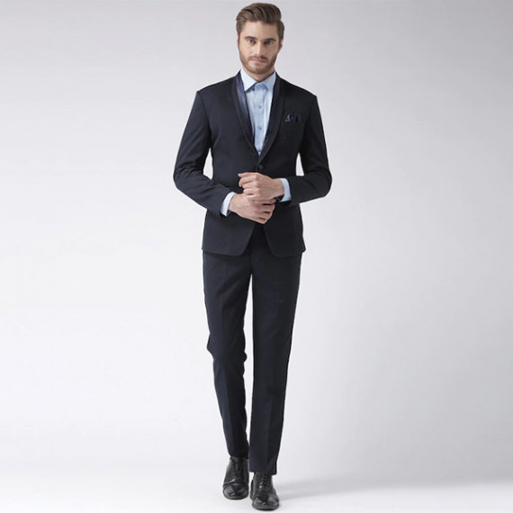 https://newfitz.com/products/mens-black-3pc-suit