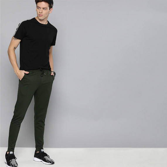 https://newfitz.com/products/men-olive-green-straight-fit-solid-track-pants