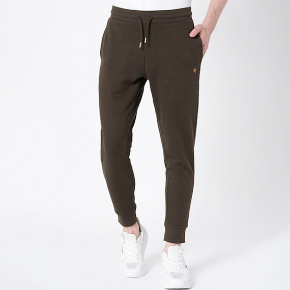 https://newfitz.com/products/men-olive-solid-joggers