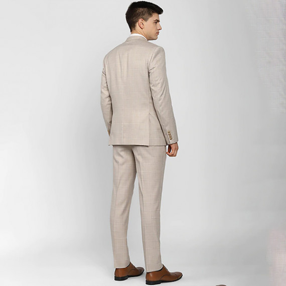 https://newfitz.com/products/mens-suit-set