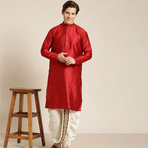 https://newfitz.com/products/mens-cream-coloured-pure-cotton-double-layer-dhoti-gold-zari-border