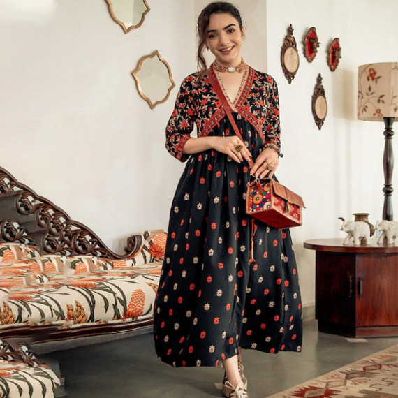 https://newfitz.com/products/black-orange-ethnic-motifs-printed-maxi-dress